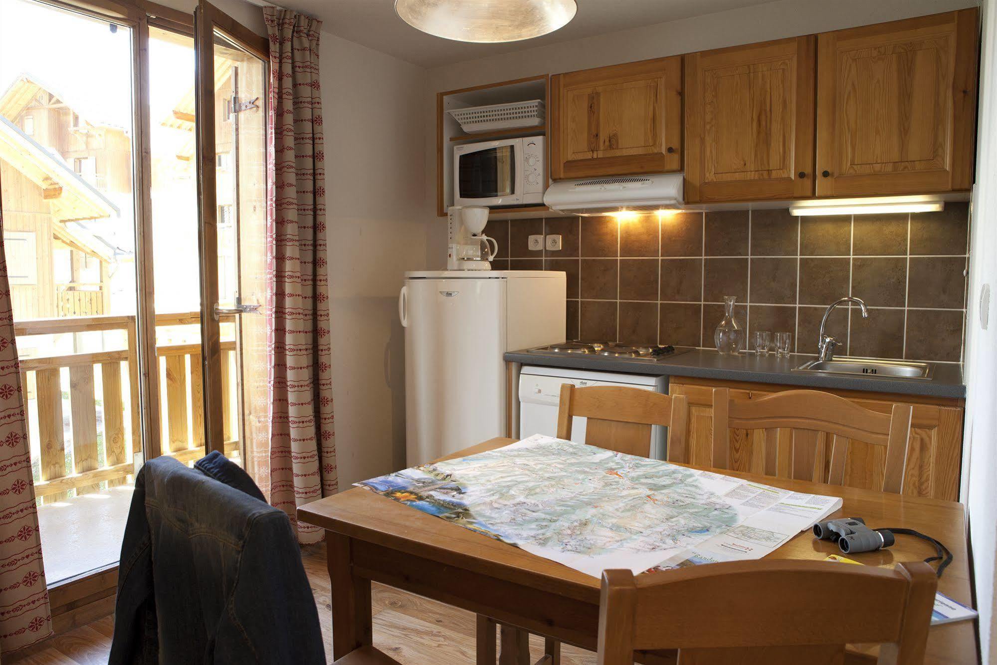 Vvf Residence Albiez-Montrond Maurienne Luaran gambar