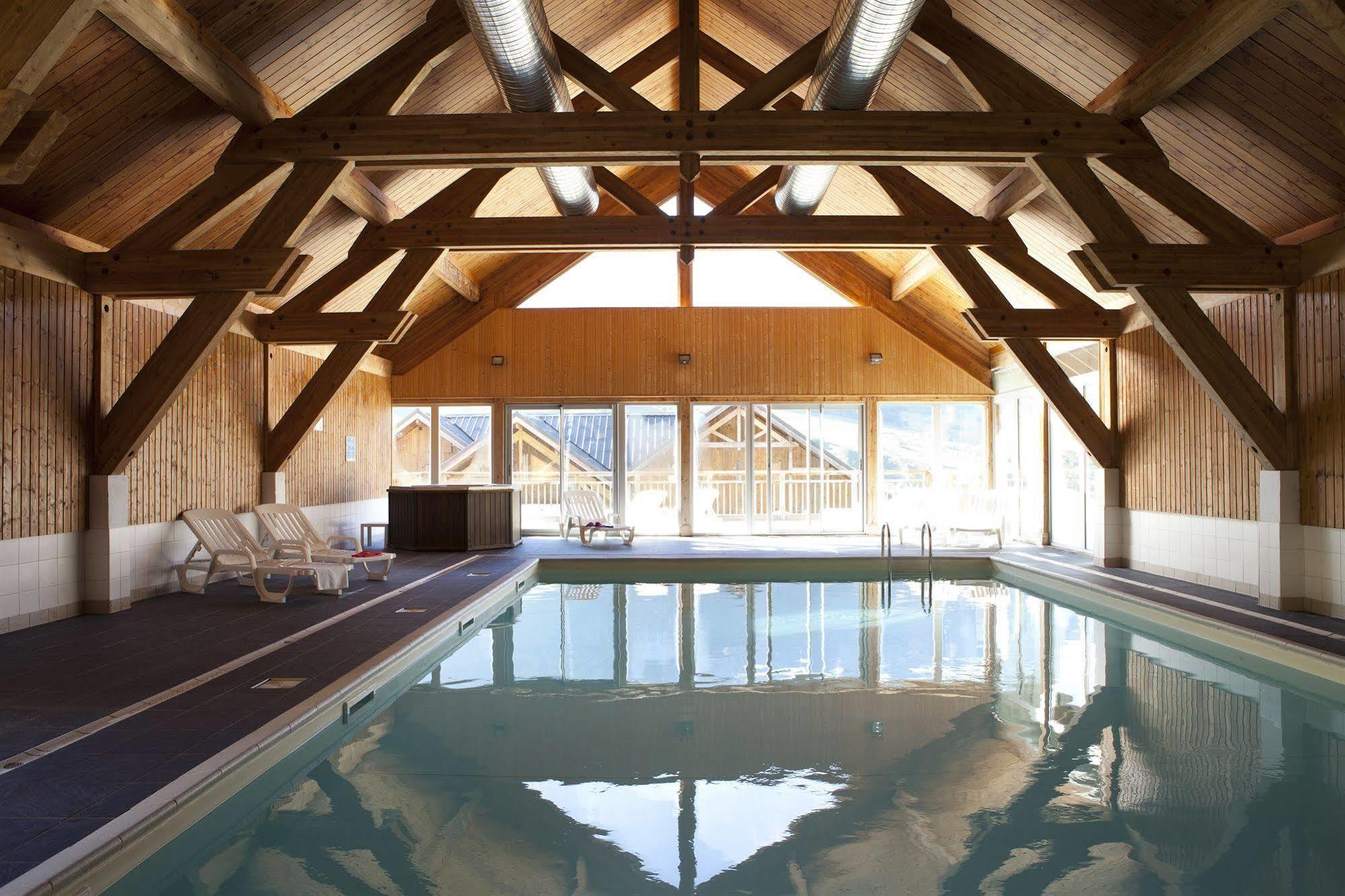Vvf Residence Albiez-Montrond Maurienne Luaran gambar