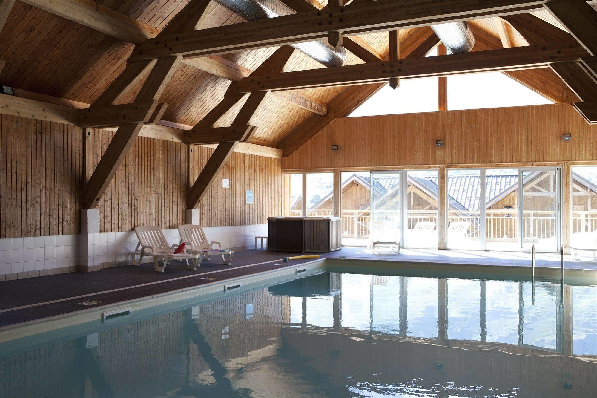 Vvf Residence Albiez-Montrond Maurienne Luaran gambar
